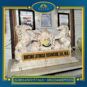 Papan Nama Meja Kuda Marmer Papan Nama Meja Kuda Marmer