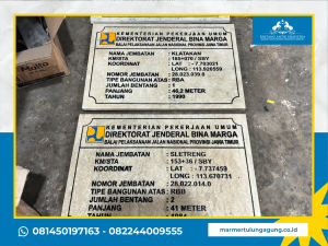 Prasasti Peresmian Jembatan Marmer Putih Prasasti Peresmian Jembatan Marmer Putih